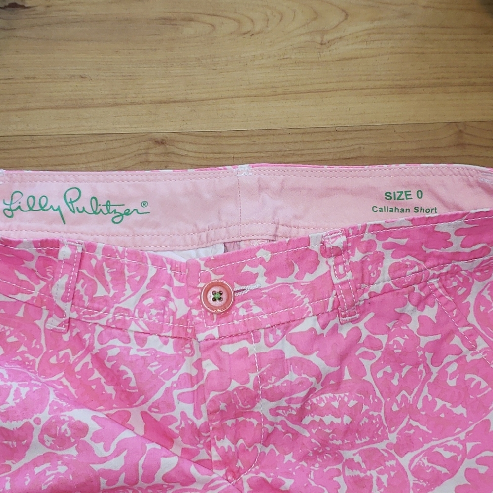 Lilly Pulitzer Pink Sea Shell Callahan Short sz. 0 - Picture 3 of 3